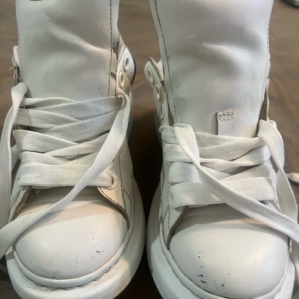 Alexander McQueen Oversized Sneakers - Iconic Style - EU 37 / US 6.5–7 - Picture 3 of 10